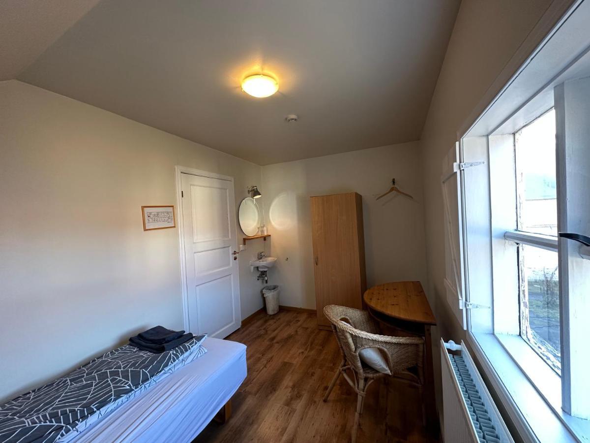 Taergesen Guesthouse Reydarfjordur Exteriér fotografie
